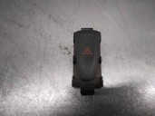 Replacement hazard warning switch for dacia dokker 1.5 dci diesel fap cat OEM IAM reference 