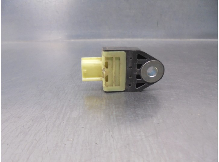 Recambio de sensor impacto para subaru xv 2.0 cat referencia OEM IAM 98231SG000  