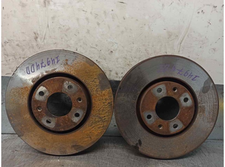 Replacement front brake disc for Citroën C5 saloon 2.0 HDI cat (RHR / DW10BTED4) OEM IAM reference 4246W3 