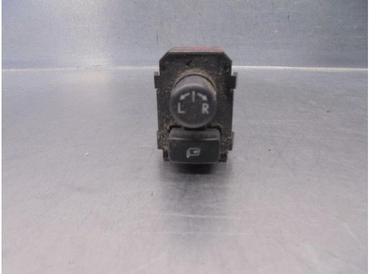 Recambio de mando retrovisor para subaru xv 2.0 cat referencia OEM IAM 83061FJ000 