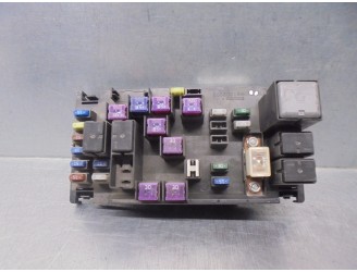Recambio de caja reles / fusibles para subaru xv 2.0 cat referencia OEM IAM 82241FJ050  