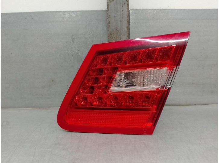 Recambio de piloto trasero derecho para mercedes-benz clase clk (w207) coupe 350 cdi blueefficiency (207.322) referencia OEM IAM