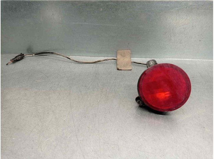 Recambio de piloto trasero izquierdo paragolpes para ssangyong actyon 2.0 td cat referencia OEM IAM 8386131002 