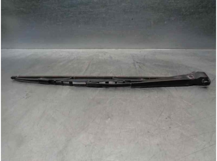 Recambio de brazo limpia trasero para mercedes-benz clase e (w210) familiar 2.4 v6 18v cat referencia OEM IAM 
