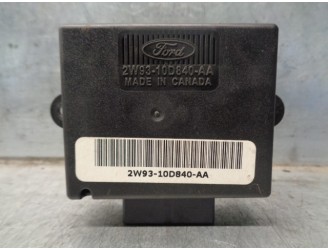 Recambio de modulo electronico para jaguar xj 4.2 v8 32v cat referencia OEM IAM 2W9310D840AA 