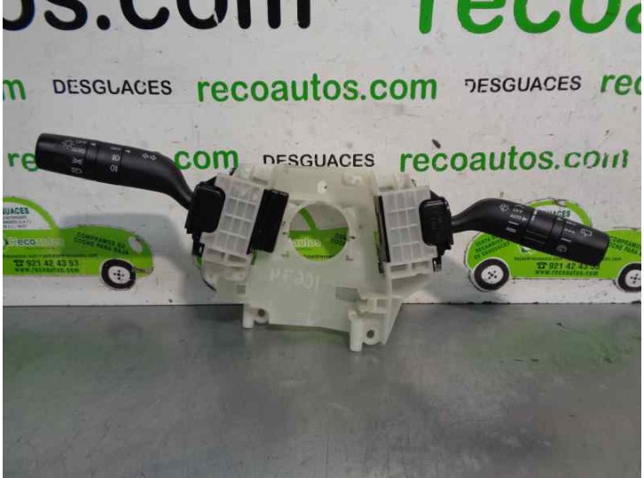 Recambio de mando luces para mazda 3 lim. (bl) 2.2 turbodiesel cat referencia OEM IAM 17H006  
