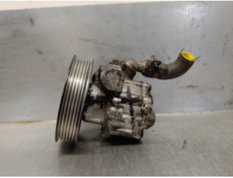 Replacement power steering pump for Seat Ibiza (6K1) 1.9 TDi OEM IAM reference 6N0145157 