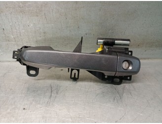 Recambio de maneta exterior delantera izquierda para toyota yaris (_p13_) 1.5 hybrid (nhp130_) referencia OEM IAM 692020D070 692