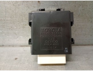 Recambio de modulo electronico para toyota yaris (_p13_) 1.5 hybrid (nhp130_) referencia OEM IAM 859400D030  4230002060 DENSO