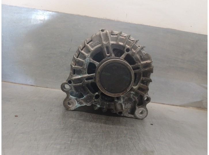 Recambio de alternador para skoda scala (nw) 1.0 tsi referencia OEM IAM 05E903026K 2740492B VALEO