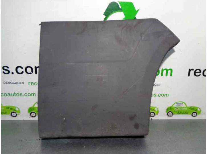 Recambio de molduras traseras para peugeot boxer caja cerrada (rs 3000) (330/333) 2007 ) 2.2 hdi cat referencia OEM IAM 13057680