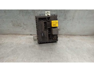 Recambio de caja reles / fusibles para fiat punto berl. (176) 1.1 referencia OEM IAM 7755601 