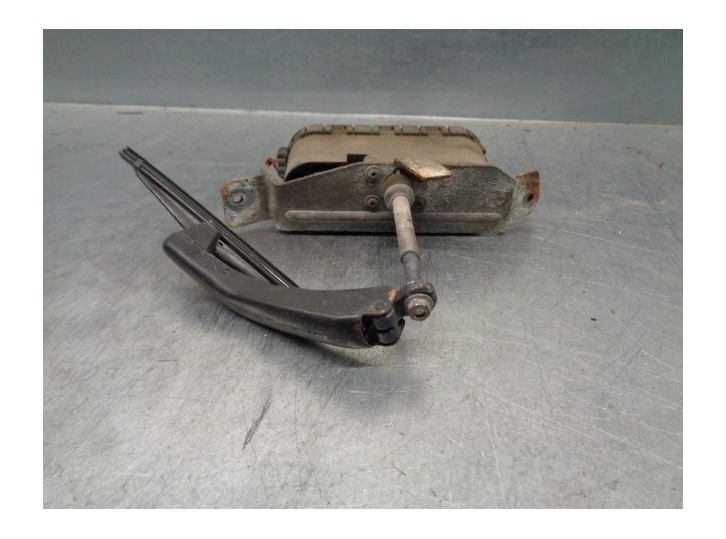 Recambio de limpia faros xenon para volvo s80 berlina 2.4 cat referencia OEM IAM 8620954 DERECHO