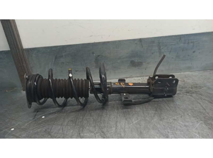 Recambio de amortiguador delantero derecho para renault clio grandtour 1.2 16v referencia OEM IAM 543022621R  