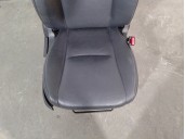 Recambio de asiento delantero derecho para subaru xv 2.0 cat referencia OEM IAM 64140FJ560VH CUERO NEGRO 5 PUERTAS