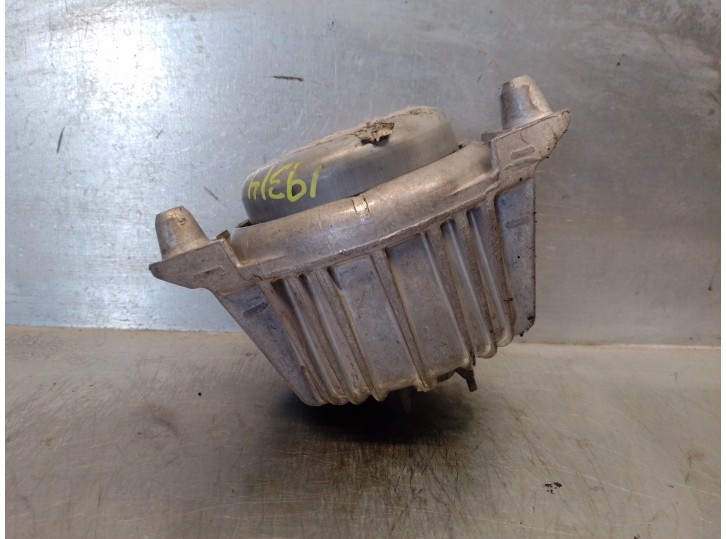 Recambio de soporte motor delantero para mercedes-benz clase clk (w207) coupe 350 cdi blueefficiency (207.322) referencia OEM IA