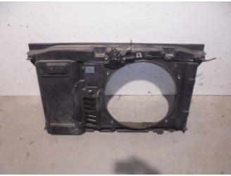 Recambio de calandra delantera de radiador para peugeot 308 1.6 16v referencia OEM IAM PANEL FRONTAL DE FIBRA CON CERRADURA 