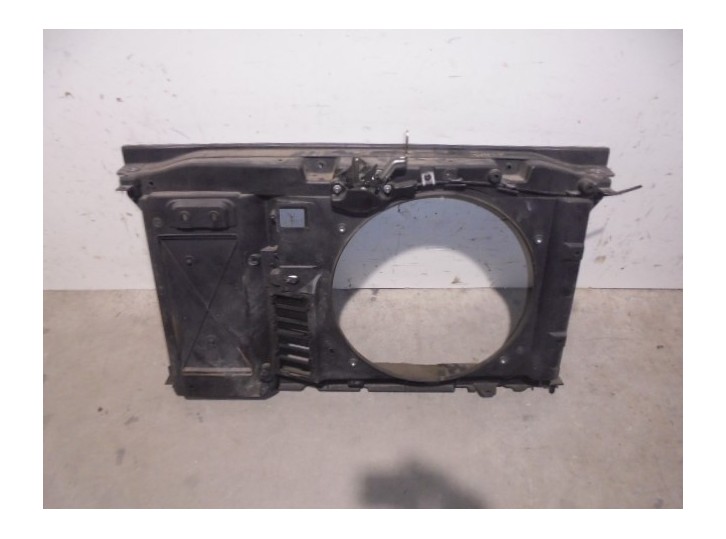 Recambio de calandra delantera de radiador para peugeot 308 1.6 16v referencia OEM IAM PANEL FRONTAL DE FIBRA CON CERRADURA 