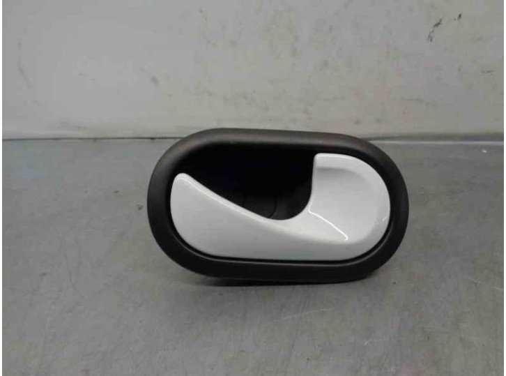 Recambio de maneta interior trasera derecha para renault clio grandtour 1.2 16v referencia OEM IAM 8200310580 8200028486 
