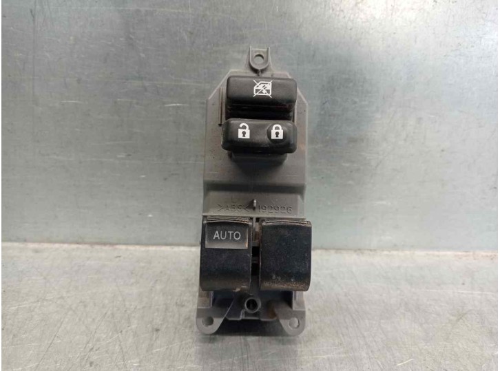 Recambio de mando elevalunas delantero izquierdo para toyota yaris 1.3 16v cat referencia OEM IAM 8482010100 