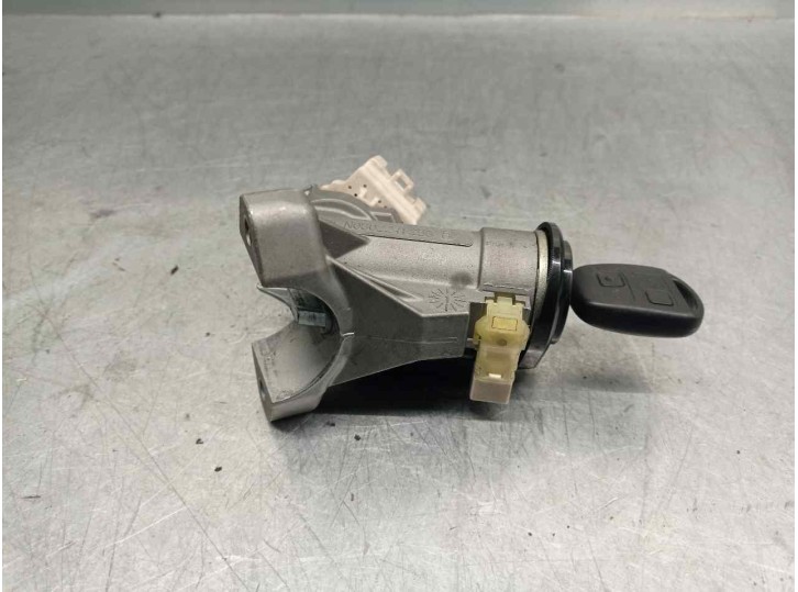 Recambio de conmutador de arranque para toyota yaris 1.3 16v cat referencia OEM IAM N0502241256B 