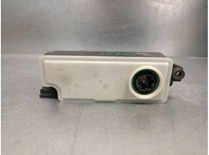 Recambio de modulo electronico para bmw x1 (u11) sdrive 18 d referencia OEM IAM 51745A0E560 