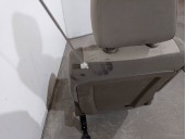 Replacement front right seat for Dodge Journey 2.0 16V CRD CAT OEM IAM reference 1LQ881K7AA BEIGE AND BROWN FABRIC 5 DOO