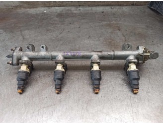 Recambio de rampa inyectora para hyundai accent (x3) 1.5 12v cat referencia OEM IAM 3531022040  