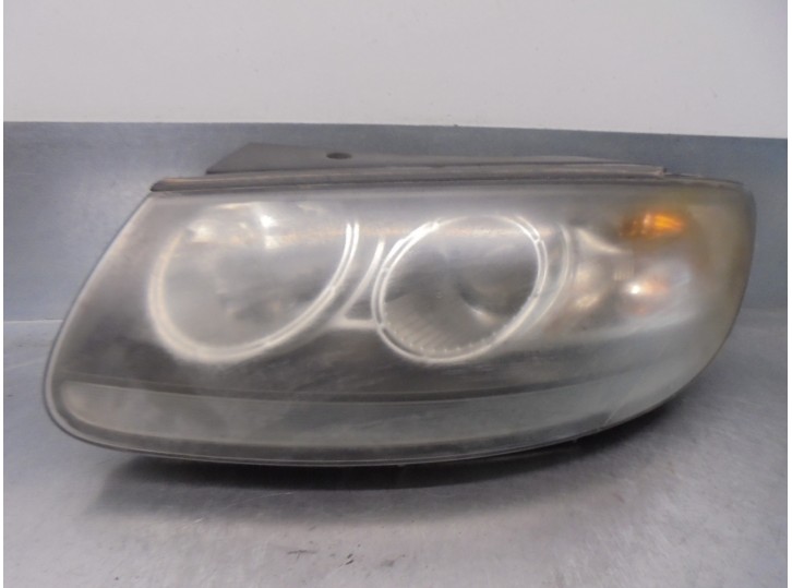 Replacement left headlight for Hyundai Santa Fe (BM) 2.2 CRDi cat OEM IAM reference 921012B020 