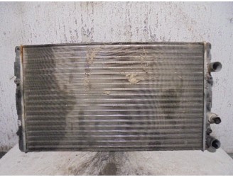 Recambio de radiador agua para volkswagen polo berlina (6n1) 1.6 referencia OEM IAM 1H0121253CB 2050006419 MODINE