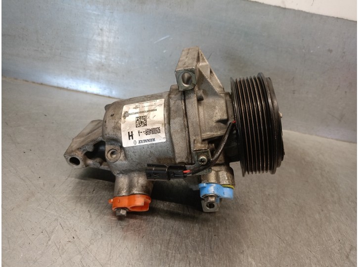 Replacement air conditioning compressor for Dacia Sandero III 1.0 TCe 90 OEM IAM reference 926008469R 