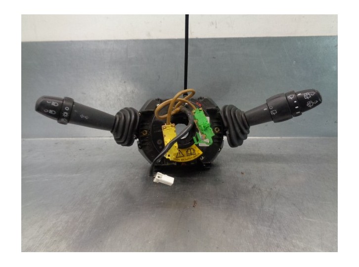 Recambio de mando luces para fiat stilo (192) 1.6 16v cat referencia OEM IAM 07352969540  