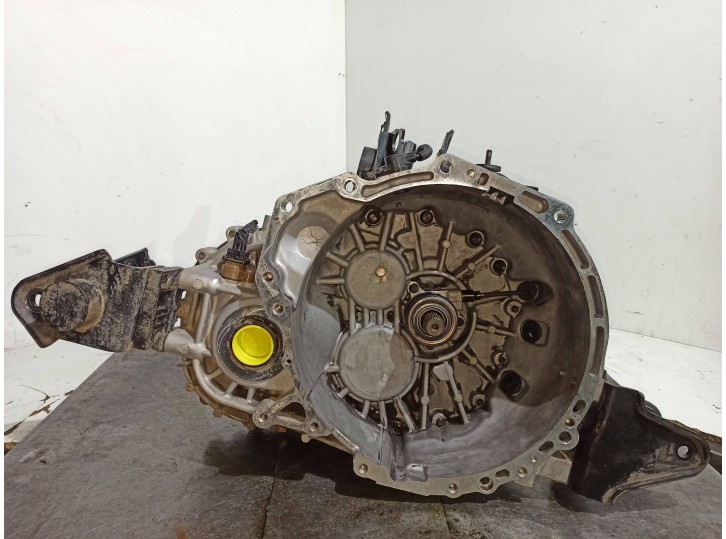 Recambio de caja cambios para kia carnival 2.9 crdi cat referencia OEM IAM 4300038050 Y060611060 WIA