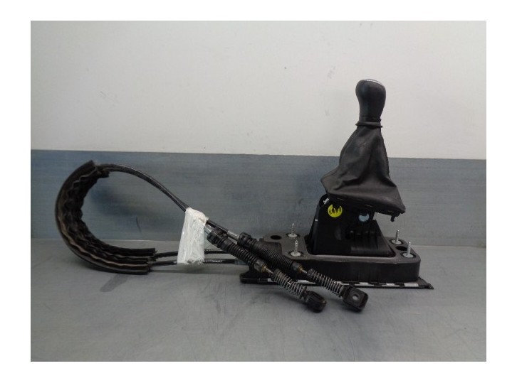 Recambio de palanca cambio para skoda scala (nw) 1.0 tsi referencia OEM IAM 2Q0711049K 