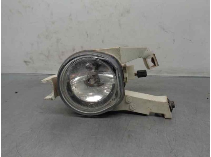 Recambio de faro antiniebla izquierdo para lancia lancia y 1.2 16v cat referencia OEM IAM 46415157 