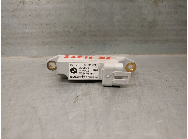 Recambio de sensor impacto para bmw x5 (e53) 3.0 d referencia OEM IAM 65776911038 0285002064 BOSCH