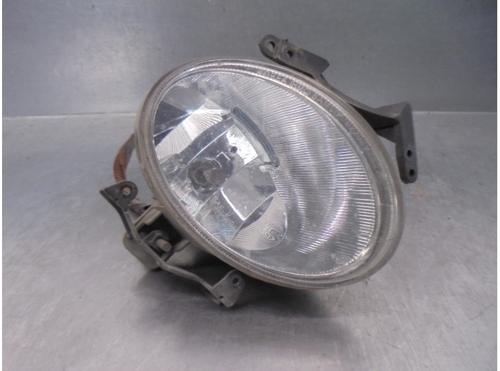 Recambio de faro antiniebla derecho para hyundai santa fe (bm) 2.2 crdi cat referencia OEM IAM 922022B000 