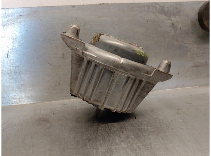 Recambio de soporte motor delantero para mercedes-benz clase clk (w207) coupe 350 cdi blueefficiency (207.322) referencia OEM IA