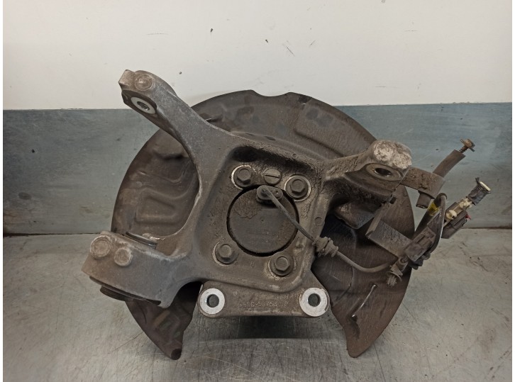 Recambio de mangueta trasera derecha para ford mondeo lim. referencia OEM IAM 2318383  