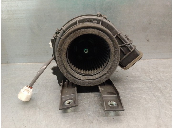 Recambio de ventilador calefaccion para toyota c-hr referencia OEM IAM G923047080  