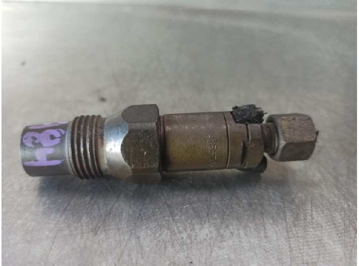 Recambio de inyector para ford fiesta (dx) 1.8 diesel cat referencia OEM IAM 9350930027  