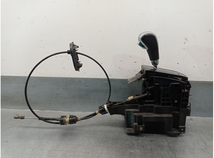 Recambio de palanca cambio para chevrolet cruze hatchback 2.0 diesel cat referencia OEM IAM 95479638 95479638 