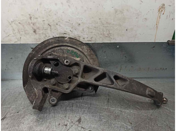 Recambio de mangueta delantera derecha para jaguar xj 4.2 v8 32v cat referencia OEM IAM C2C25788  