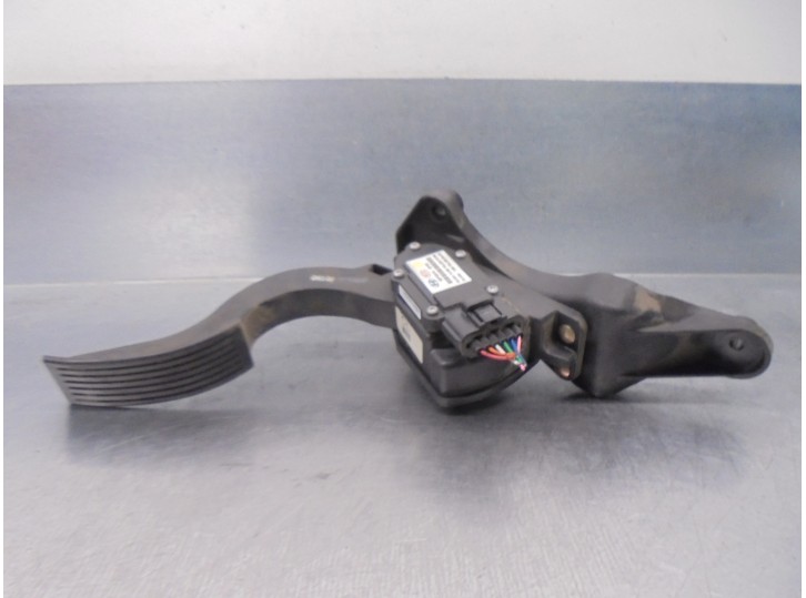 Recambio de potenciometro pedal para hyundai santa fe (bm) 2.2 crdi cat referencia OEM IAM 327262B100 