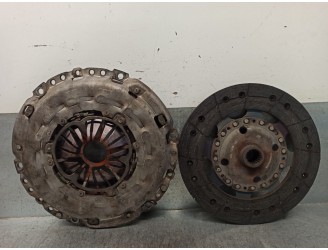 Replacement clutch kit for Citroën C4 sedan 2.0 HDi cat (RHR / DW10BTED4) OEM IAM reference 2052N2 124041110 LUK
