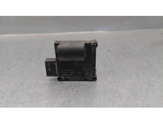 Recambio de motor calefaccion para audi a8 (4e2) 4.0 v8 32v tdi biturbo cat (ase) referencia OEM IAM 4F0820511A 0132801369 BOSCH