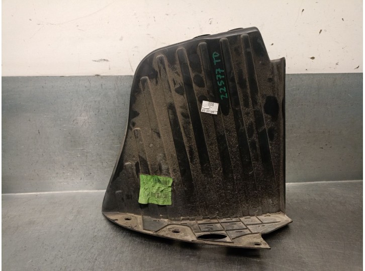 Recambio de molduras traseras para kia xceed (cd) 1.6 crdi 115 referencia OEM IAM 86692J7CA0 86696J7CA0 