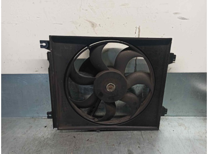 Recambio de electroventilador para kia cerato 2.0 turbodiesel cat referencia OEM IAM 977302F000  