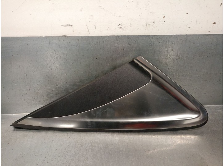 Recambio de molduras traseras para kia xceed (cd) 1.6 crdi 115 referencia OEM IAM 87820J7800 87820J7800 