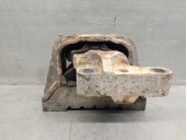 Replacement right engine mount for Audi A3 (8P1) 1.9 TDI OEM IAM reference 1K0199262BA 1K0199262AS 